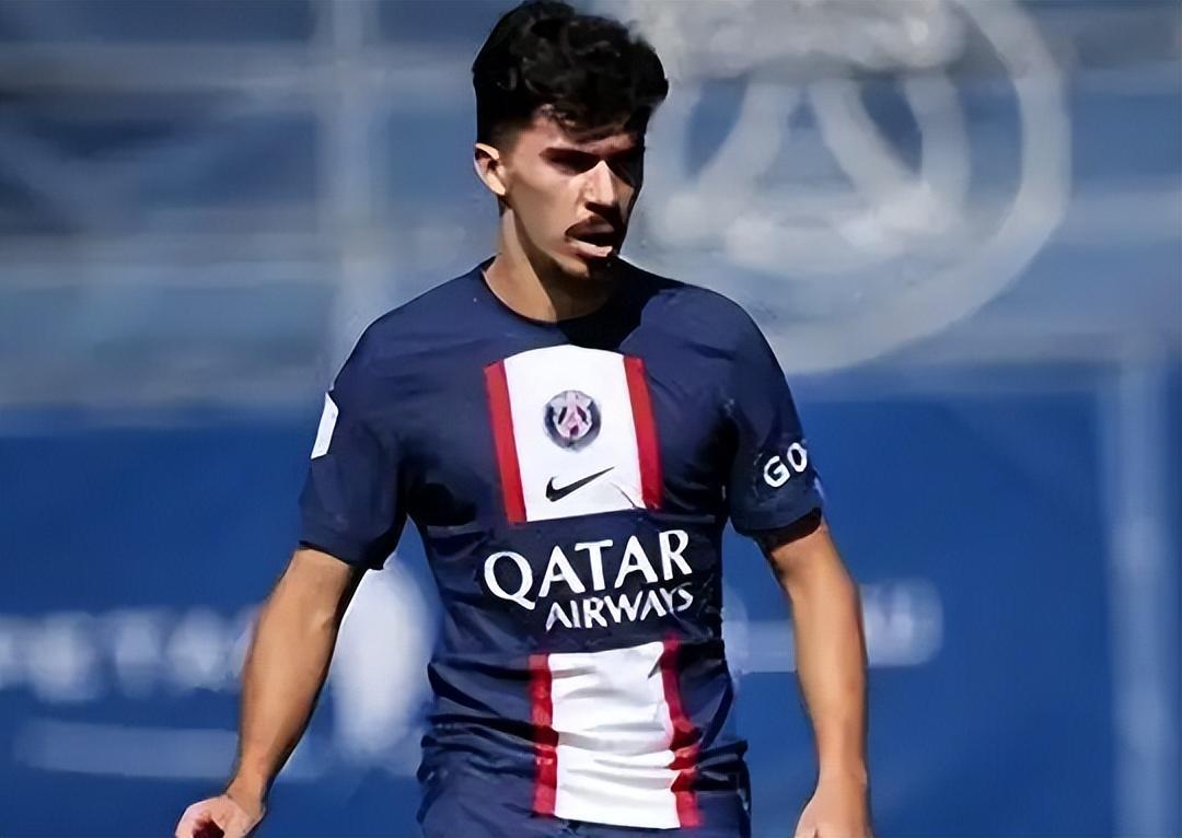 中国足球长 中国足球长